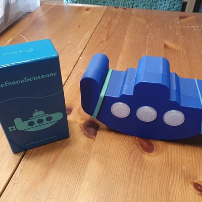 Phiêu Lưu Biển Sâu: Hộp và Khay Lót