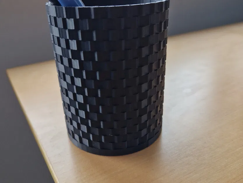 Giá Đỡ Bút Đơn Giản - Image 1