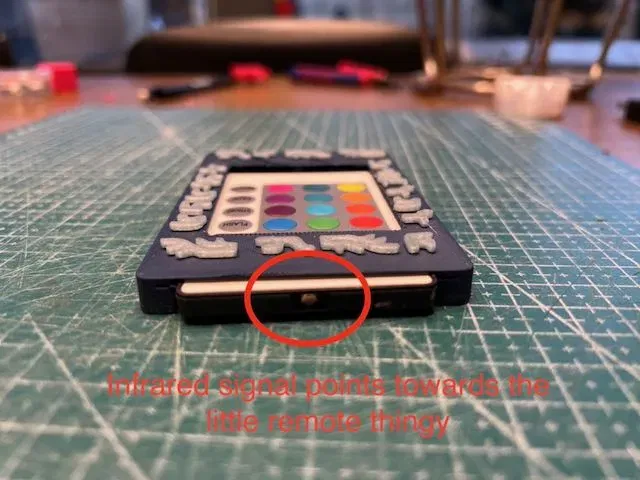 Giá đỡ remote LED RGB (Bản Zelda BOTW TOTK Zonai) - Image 2