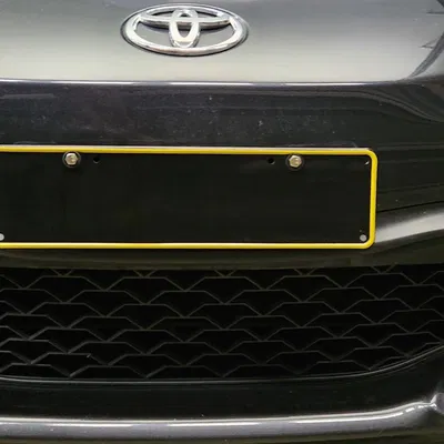 Giá đỡ/Bộ chuyển đổi biển số mỏng Toyota 86 (BRZ/FRS?)