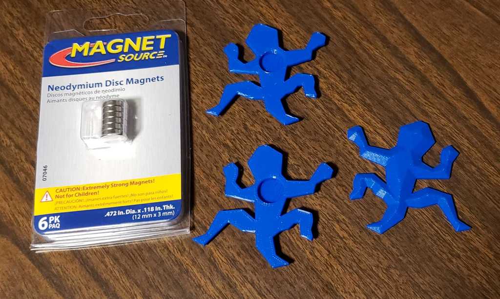 Escher Lizard with Magnet - Image 1