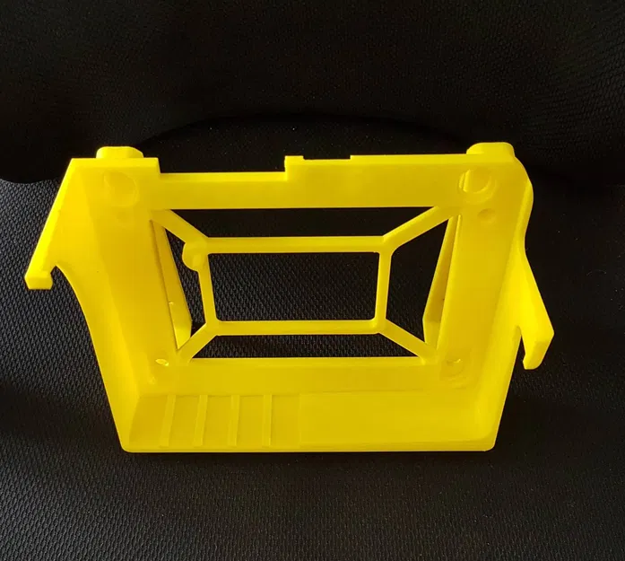 Makita Charger DC18RC Wall Mount - Image 3