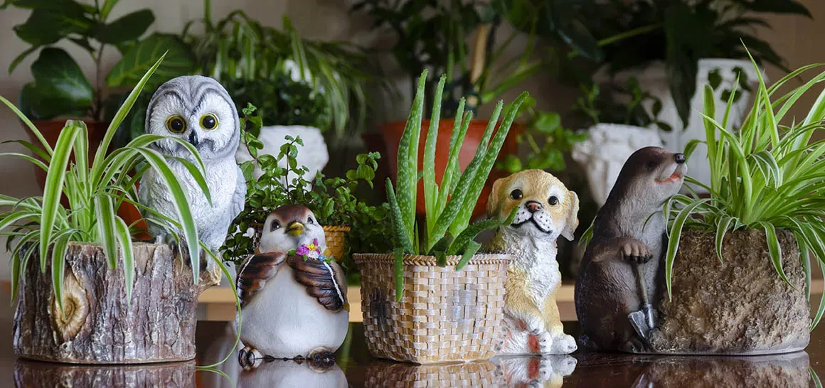 Owl themed planter/desk organizer/item holder - Image 13