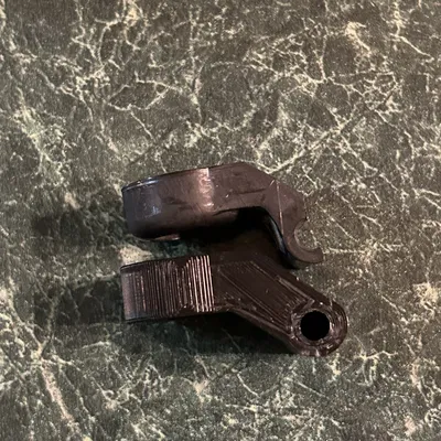 1995-2004 Toyota Tacoma extended cab window bracket