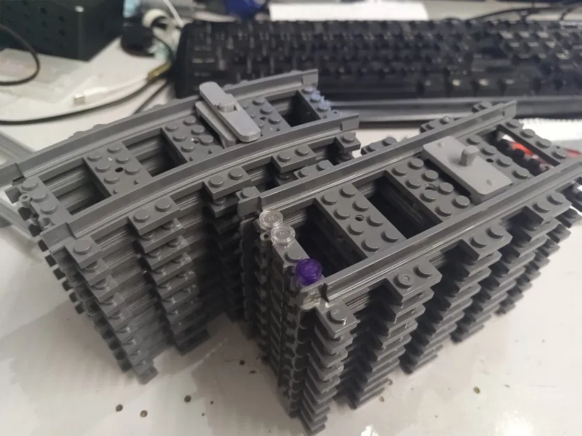 Lego City rails storage pin - Image 7