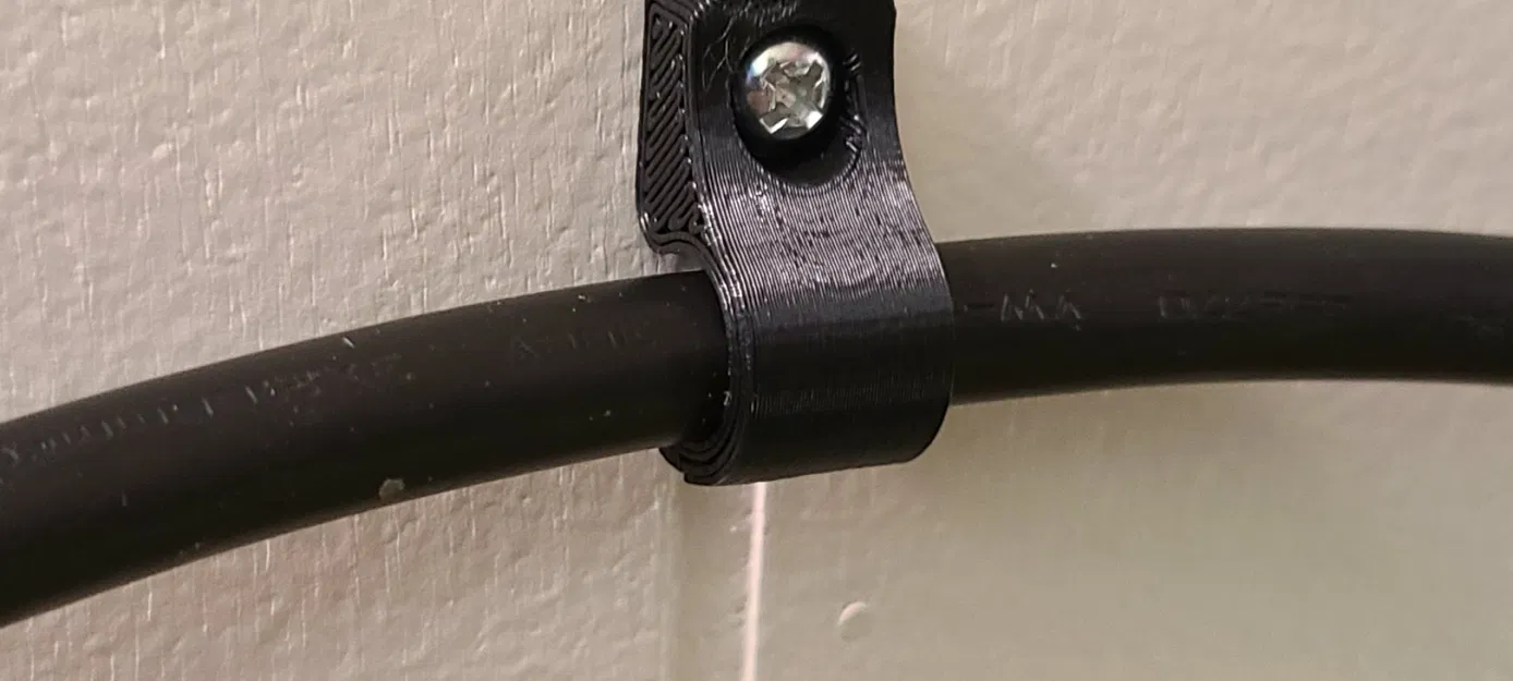 Low Profile 10mm Wire Clip - Image 1