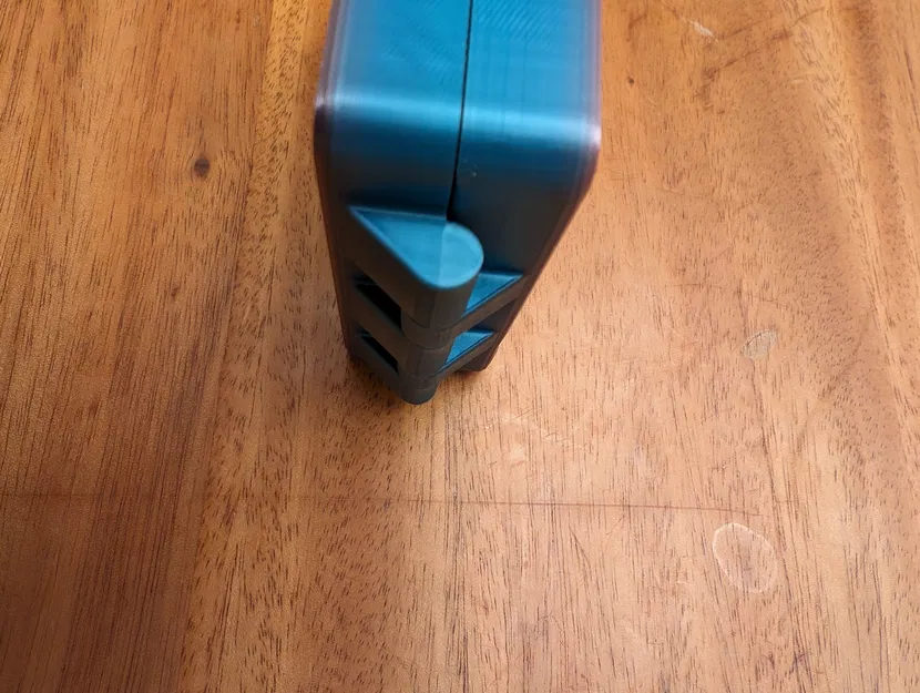 Hinged Retainer/Invisalign/Denture/Mouthguard Case - Image 2