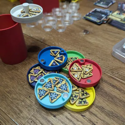 Core Storage for Rolling Storage Box