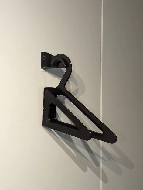 Foldable Coat Hanger - Image 1