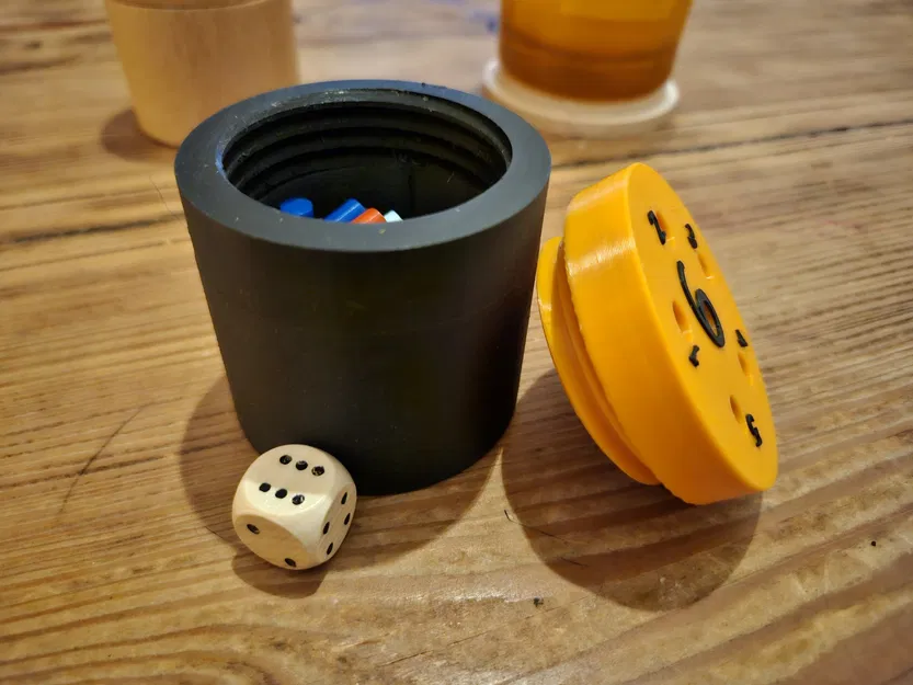 Around the Six - Rund um die Sechs - Board Game with Dice - Image 2