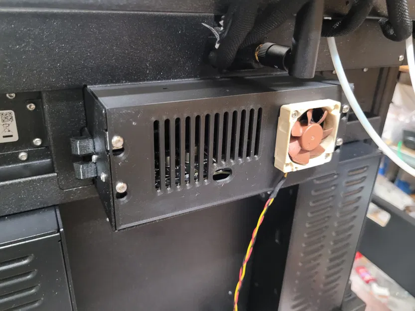 Nắp Hộp Buddy Prusa XL Có Lỗ Thông Hơi và Giá Gắn Quạt - Image 1