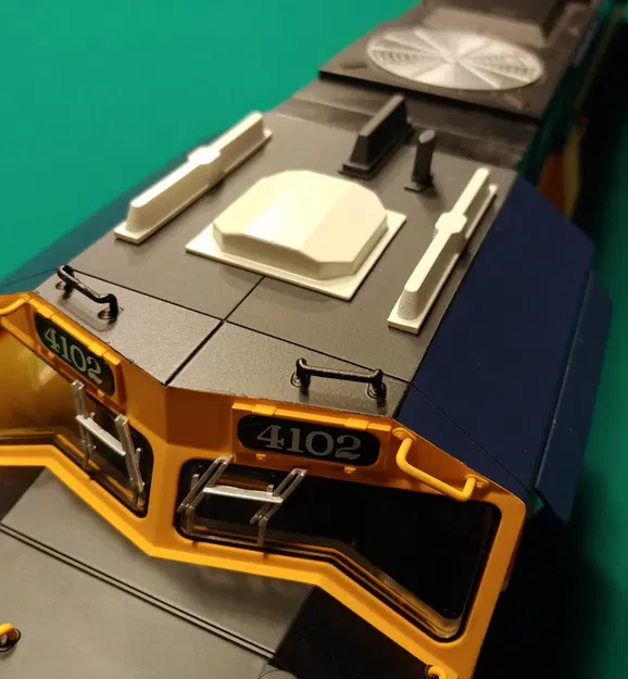 Tín hiệu cho đầu máy SD70MAC USA Trains Alaska trong môi trường khắc nghiệt - Image 1