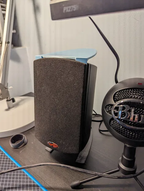 Speaker top stands - Image 1