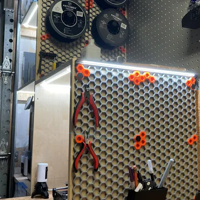 Giá đỡ đèn LED cho Tường Tổ Ong