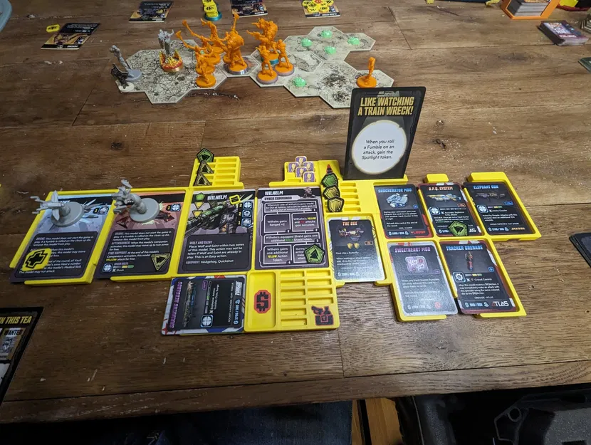 MTAOB: Khay Nhân Vật - Image 1