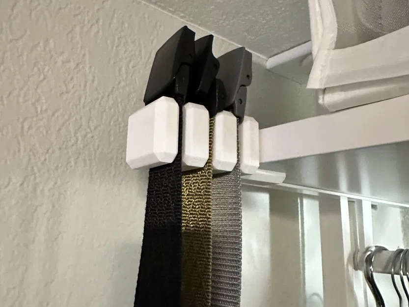 Ikea Elvarli Belt hanger clip - Image 1