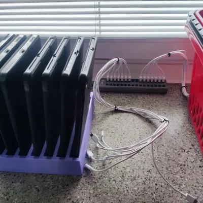 Giá Đỡ 14 Máy Tính Bảng - Tablet Holder 14 Pcs