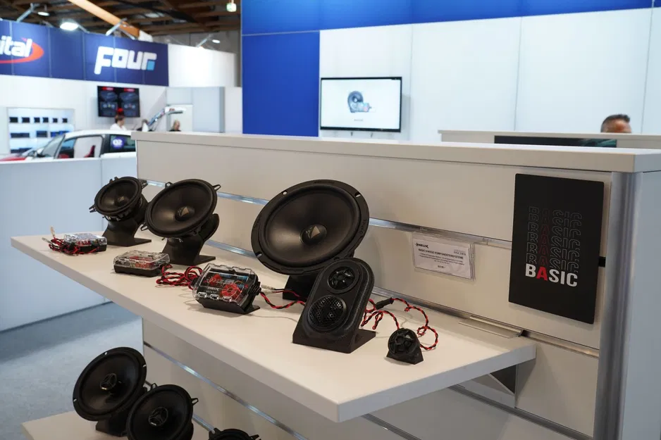 Chân Đế Loa Helix Compose Woofer Stand - Image 3