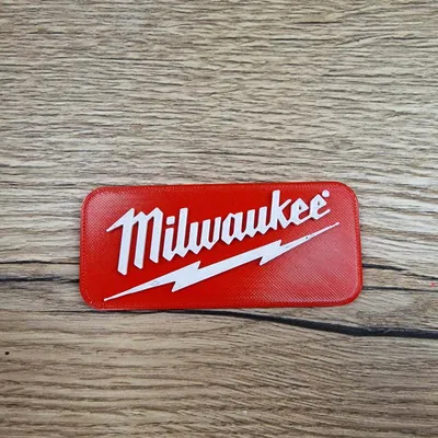 Logo Milwaukee