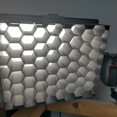 Customizable Honeycomb Light Grid for Neewer NL-660