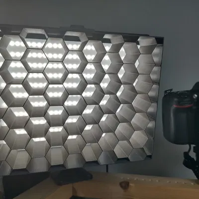 Customizable Honeycomb Light Grid for Neewer NL-660