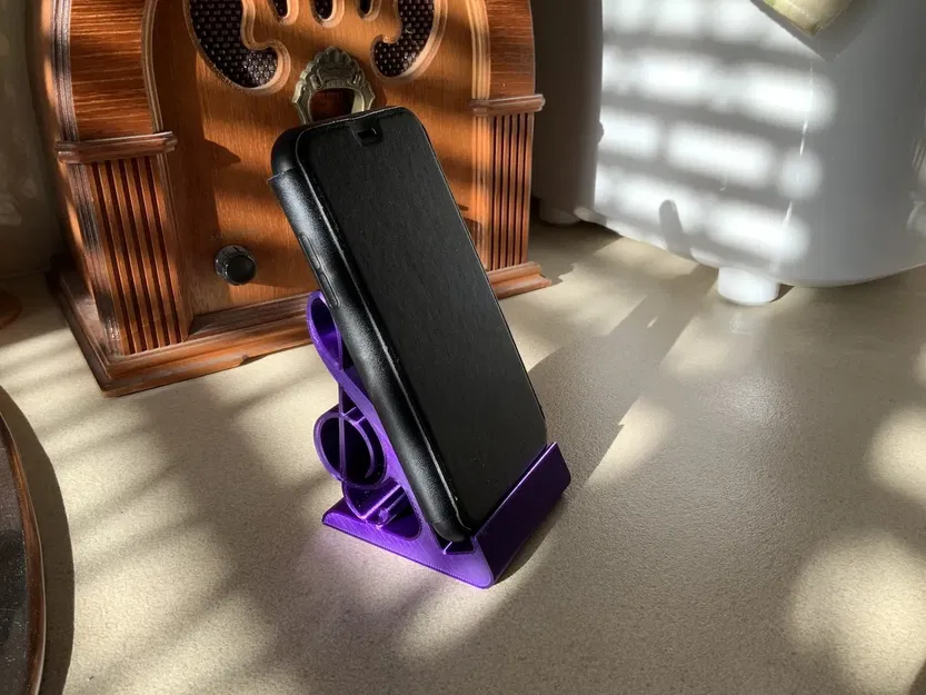 Phone/Tablet Stand - Image 1