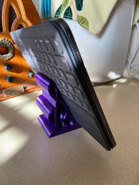 Phone/Tablet Stand - Image 4