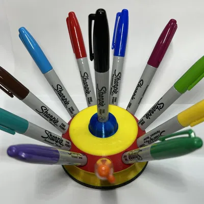 Sharpie Stand