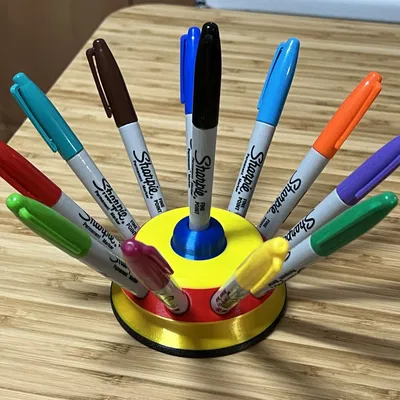 Sharpie Stand