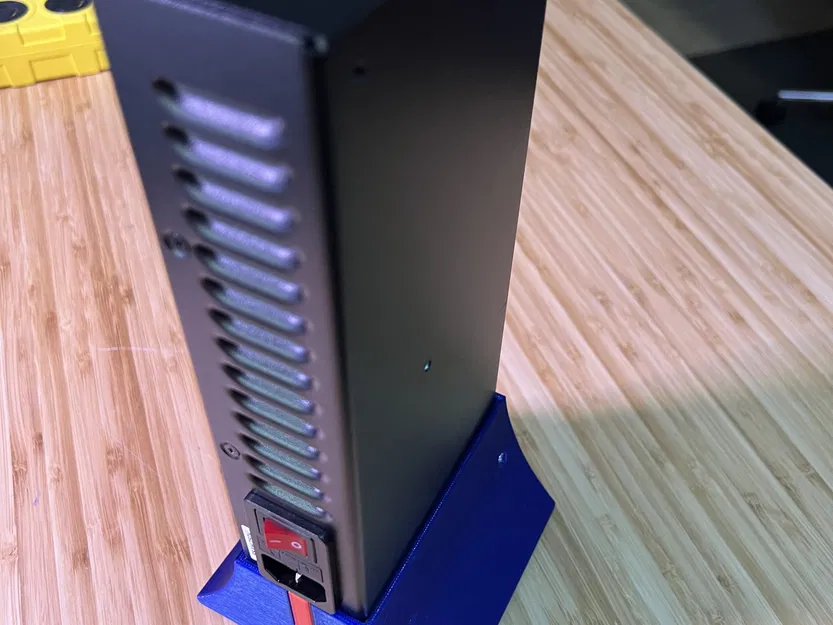 Delta PSU Vertical Stand Anderson 30 Amp Connector - Image 5