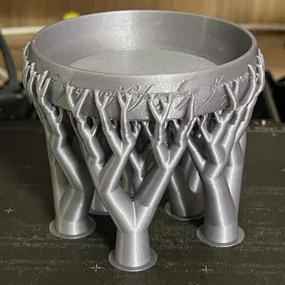 Báu Vật Trong Rừng Phép Thuật