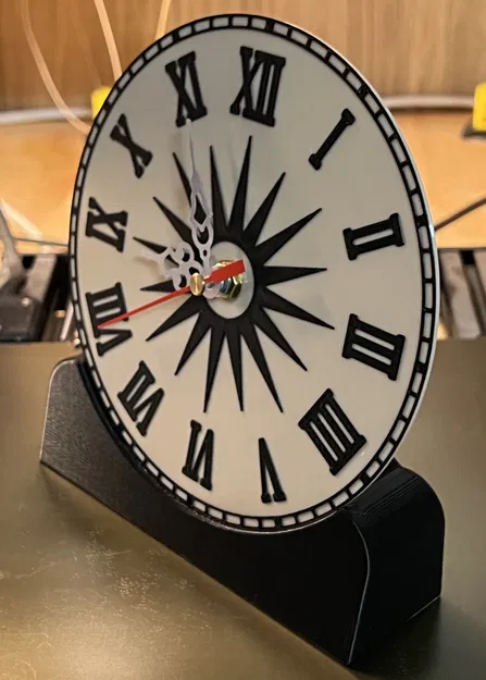 Đồng hồ số La Mã để bàn & chân đế - Image 2