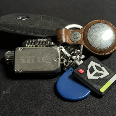 Mặt dây chuyền "Unity Crashed!"