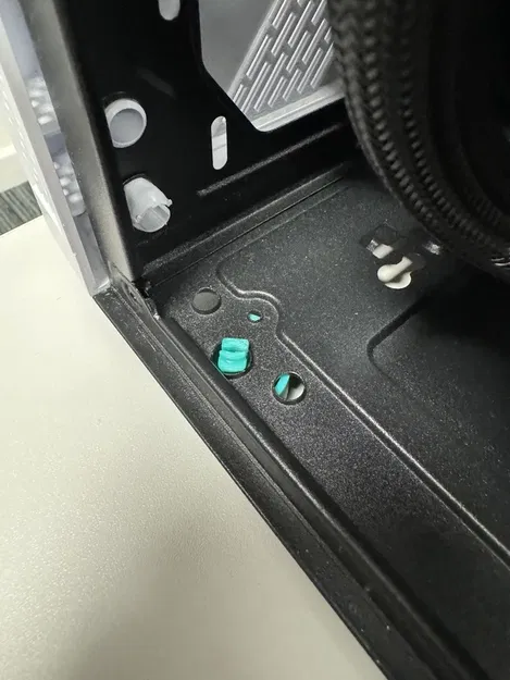 Chân Thay Thế Cho Case Kolink VOID - Image 2