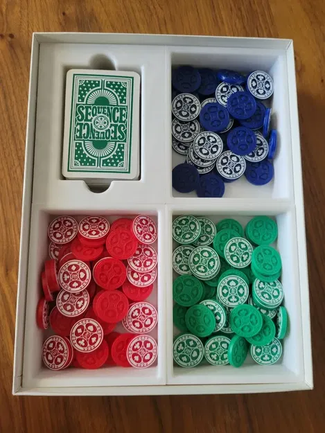 Hộp Đựng Board Game Sequence - Image 1