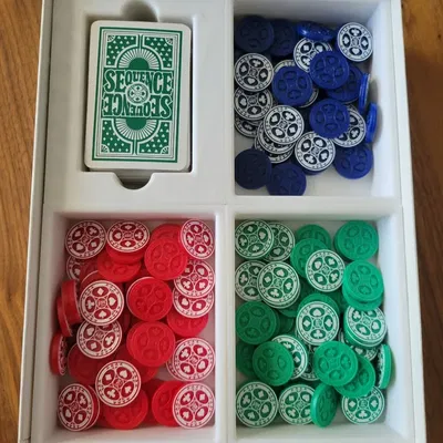 Hộp Đựng Board Game Sequence