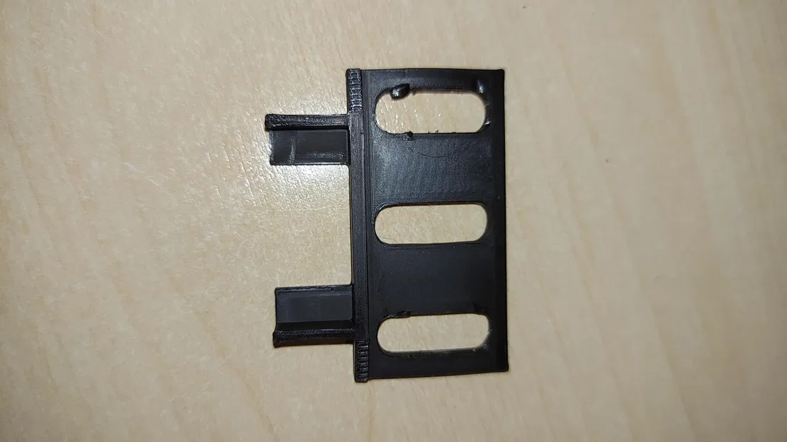 PDU bracket - Image 1