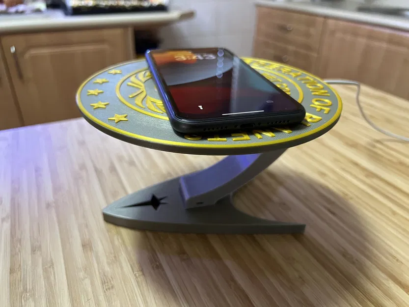 Trạm Sạc Không Dây Star Trek Cho iPhone/iWatch - Image 6