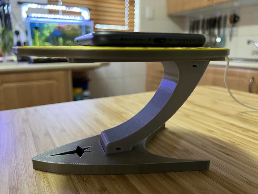 Trạm Sạc Không Dây Star Trek Cho iPhone/iWatch - Image 9