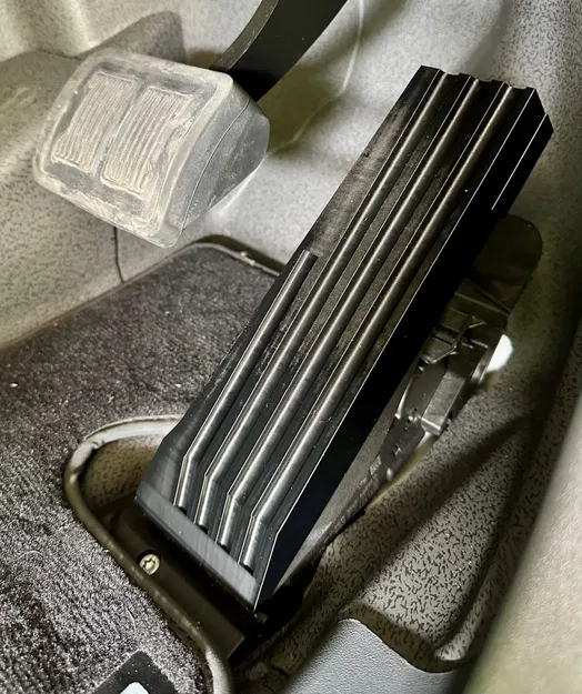 Bộ Kéo Dài Bàn Đạp Ga Ineos Grenadier - Image 1