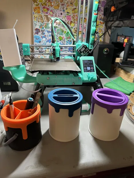 Hũ Đựng Tiền "Drippy Bucket" Cao Có Nắp Vặn - Image 1