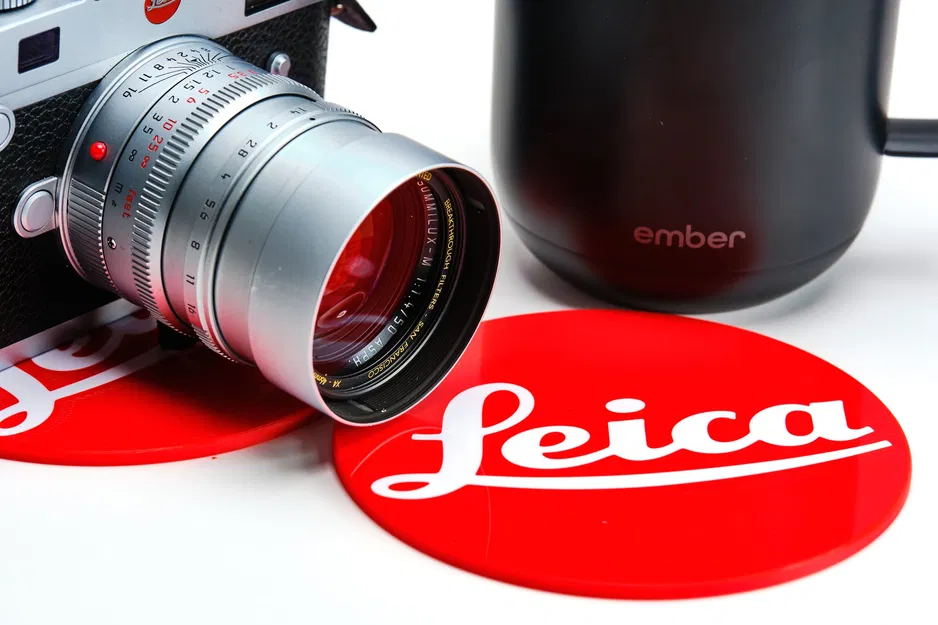 Đế lót ly Leica - Đa Sắc - Image 1