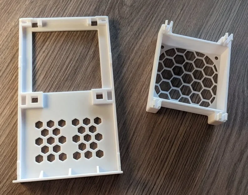 Sovol SV06 PSU cover for 80 mm fan - Image 3