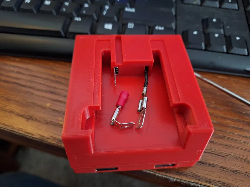 Bản sửa: Bộ chuyển đổi USB QuickCharge 3.0 Milwaukee M18 bởi Zoggee - Image 3