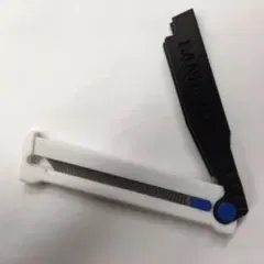 Gravity Knife V1 Tanto knife comb