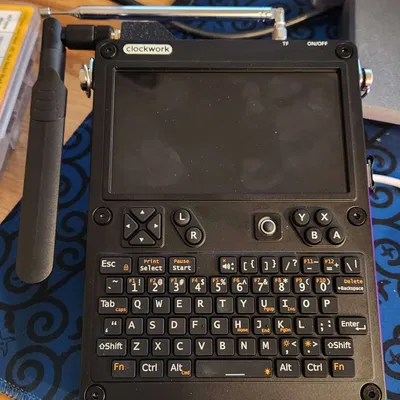 Giá đỡ Anten uConsole