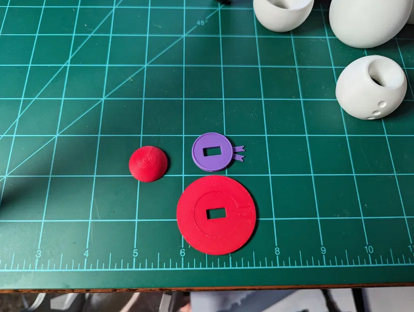 Sun Hat for articulated Snowman - in three parts - Image 2