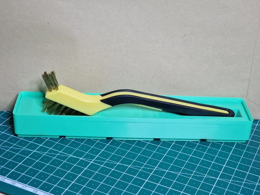Brush holder 1x5 for Gridfinity - Image 1