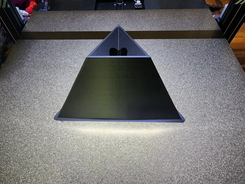 Simple stand - Image 1