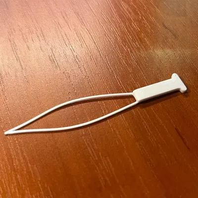 Dụng cụ sửa vết tutility trên áo len hoặc vải dệt kim